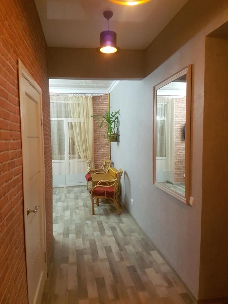 קרמנצ'וג Apartment New York Street מראה חיצוני תמונה
