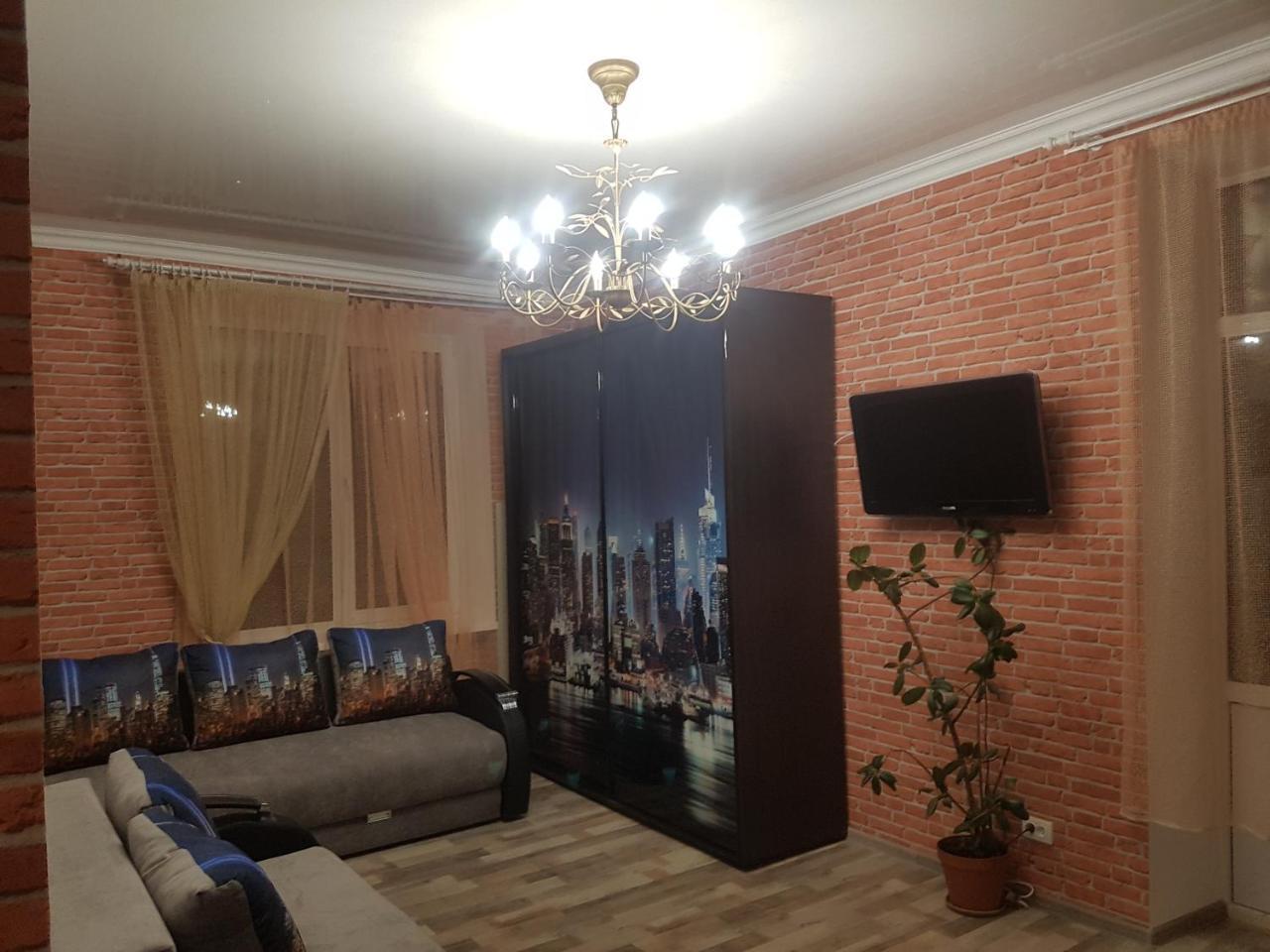 קרמנצ'וג Apartment New York Street מראה חיצוני תמונה
